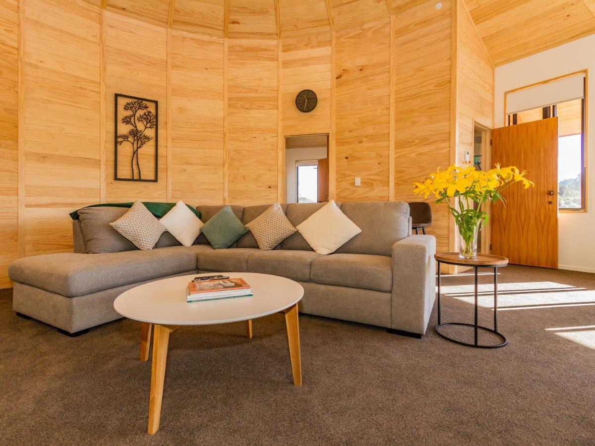 Heavenly Spa Views - Ohakune Holiday Home Exterior photo